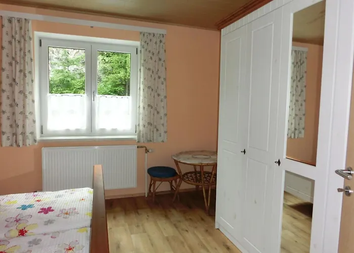 Eulenrast In By Interhome Lejlighed Loich